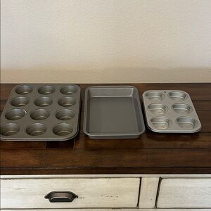 Non-Stick Gray Bakeware